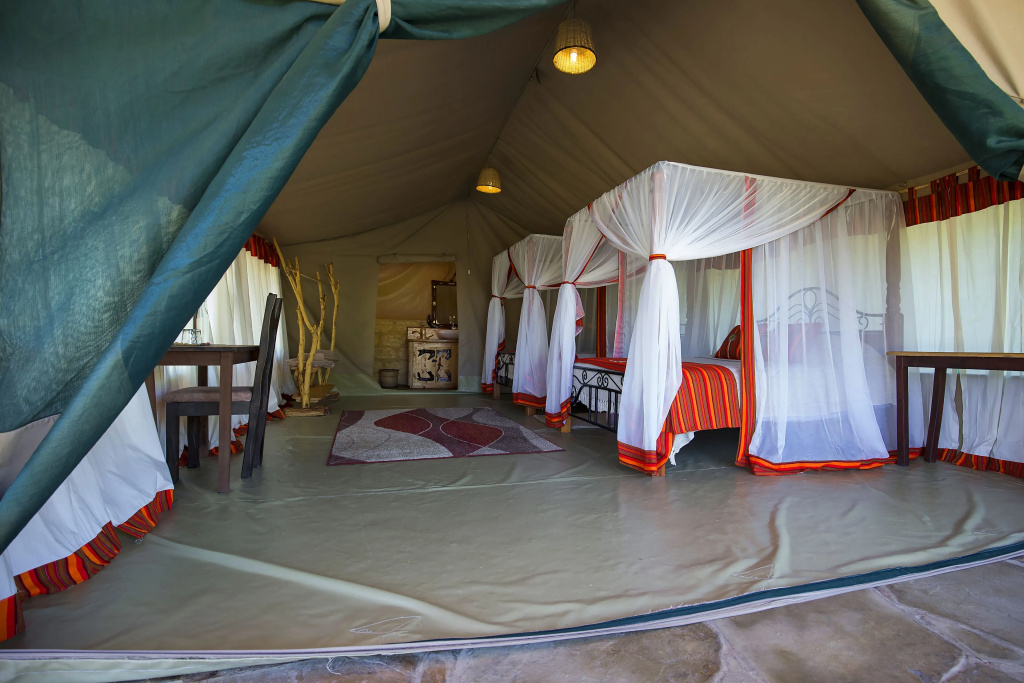 Mara Big Five Lodge