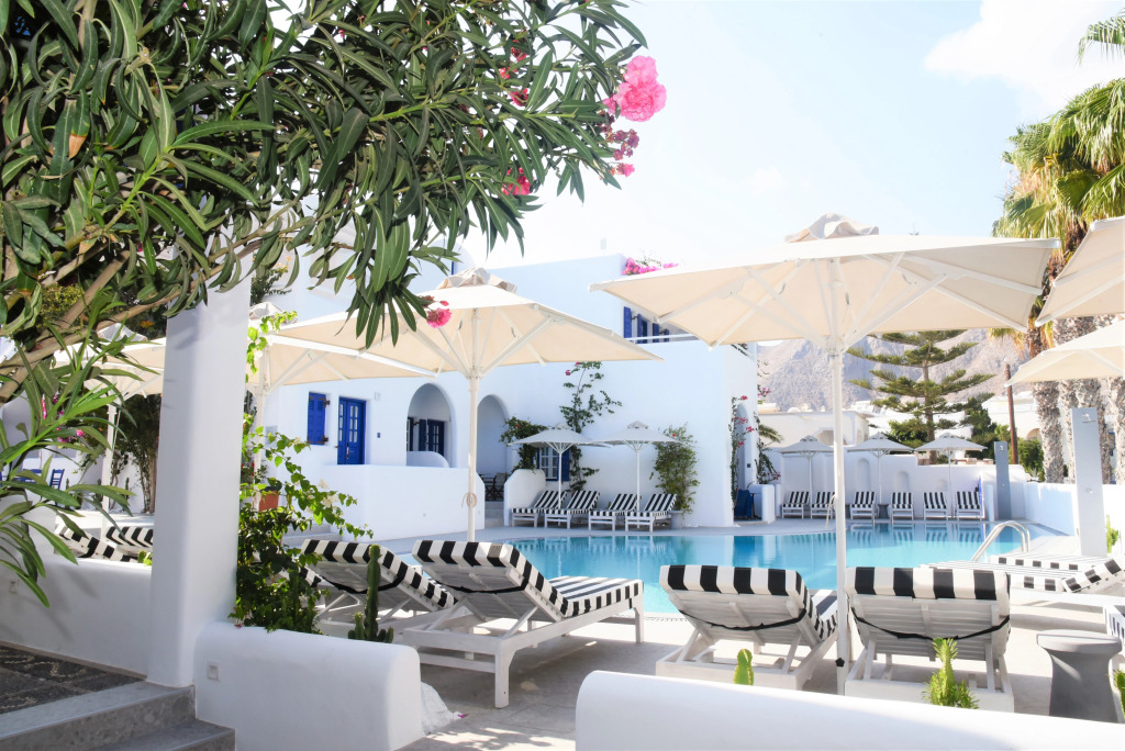 Kouros Village Hotel