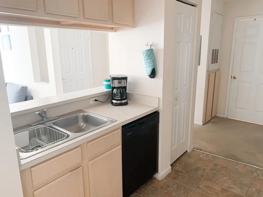 AC-615: Clearwater Cozy Condo