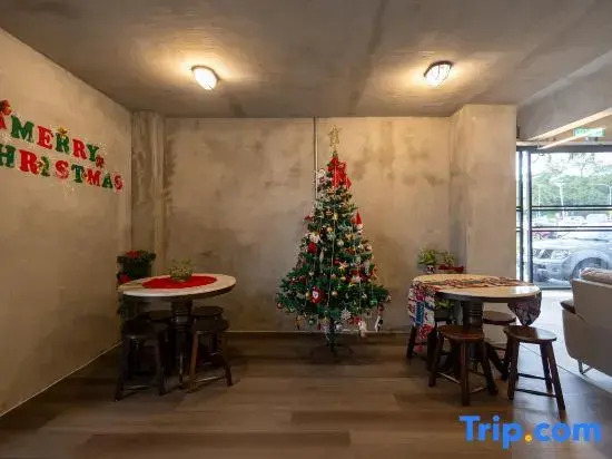 Kenny Hill Boutique Hotel near Borneo Medical Centre Kuching