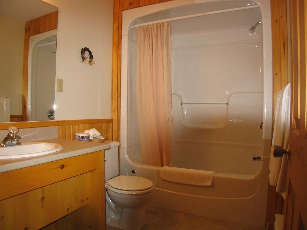 Cavendish Corner Motel Inn