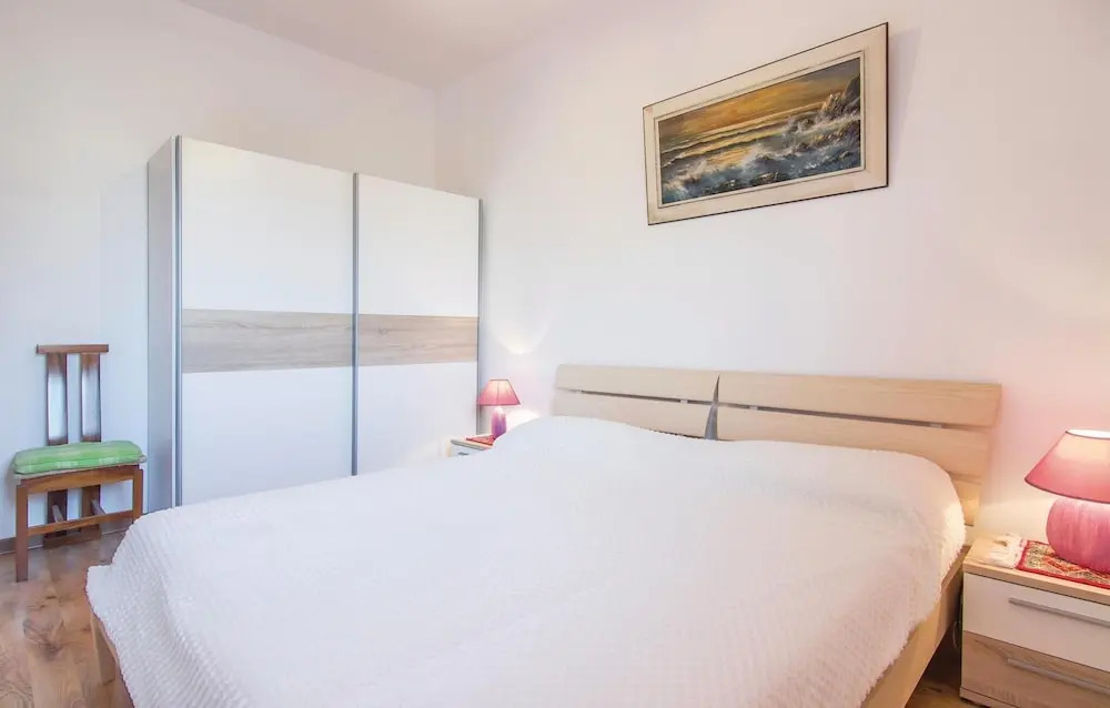 Beautiful Apartment in Porec With 2 Bedrooms
