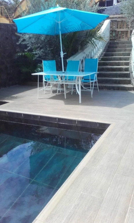 Studio in Ligne Paradis, With Pool Access, Furnished Terrace and Wifi