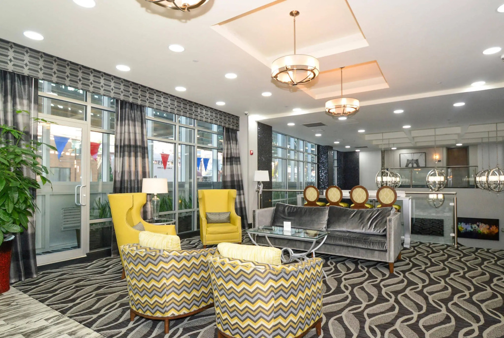 LaGuardia Airport Hotel Queens