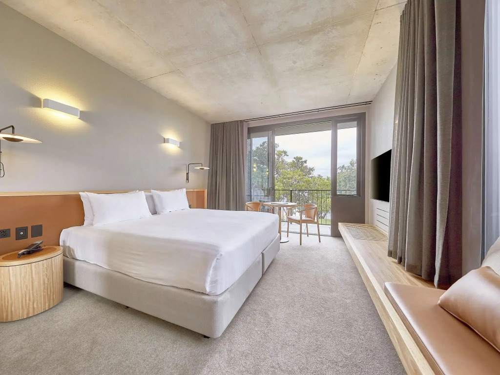 Wonil Hotel Perth - Handwritten Collection