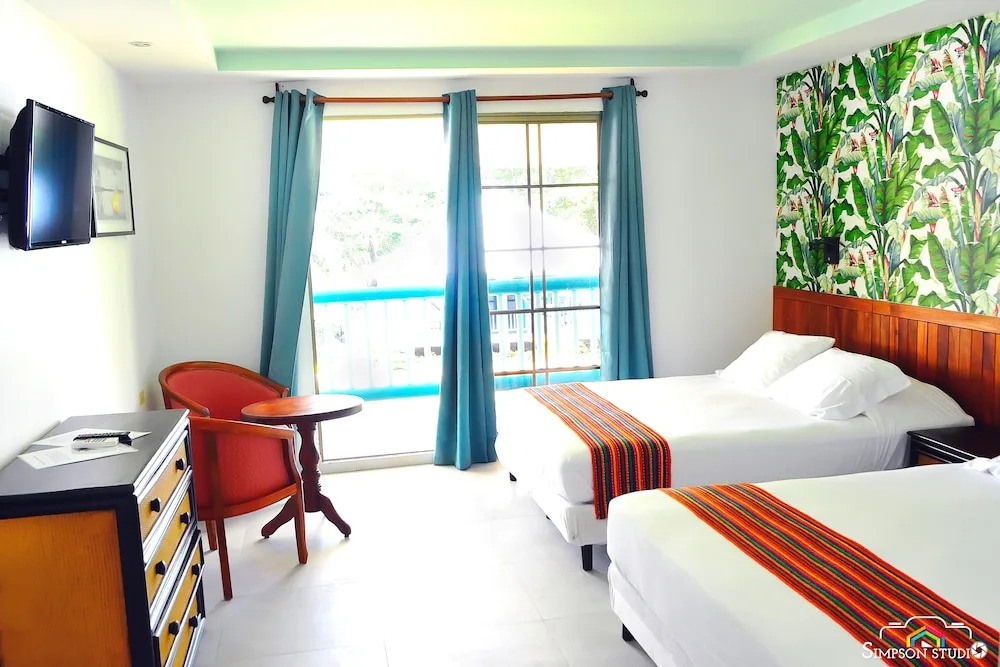 Arenas Beach Hotel