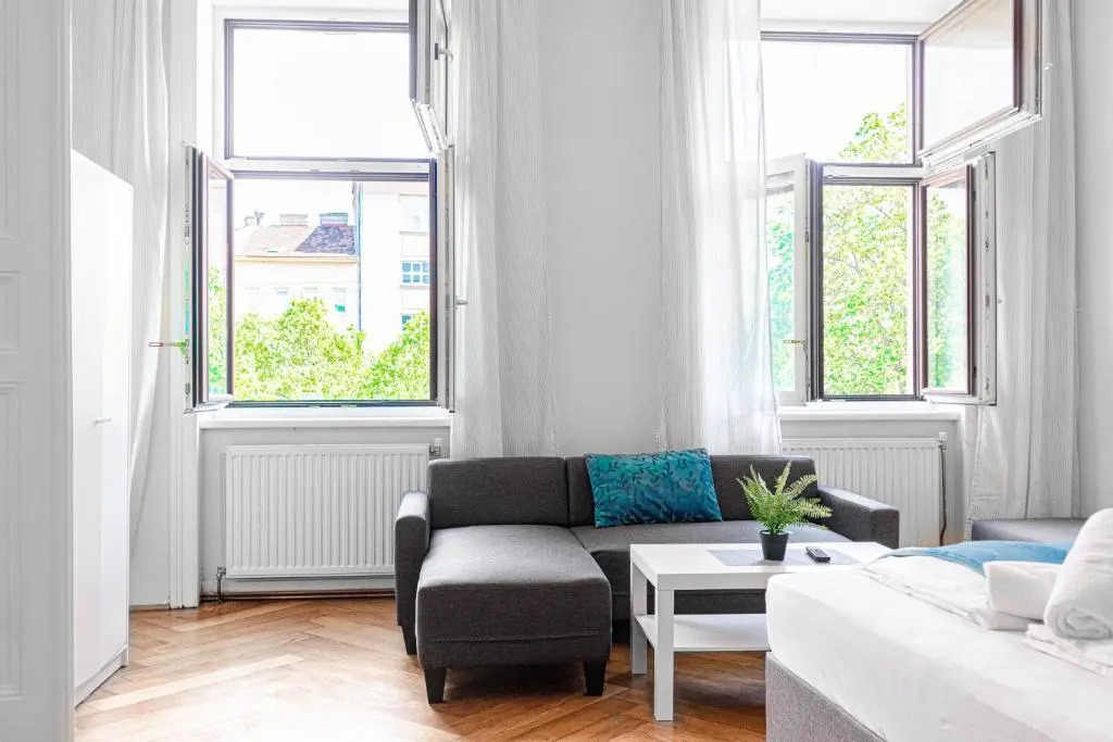 Brilliant 2BR Apt. near AKH-Hospital