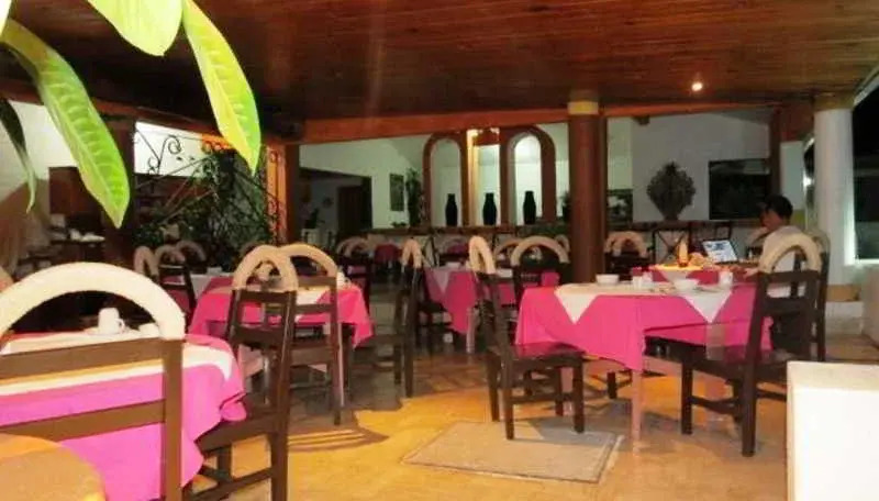 Casa Del Mar