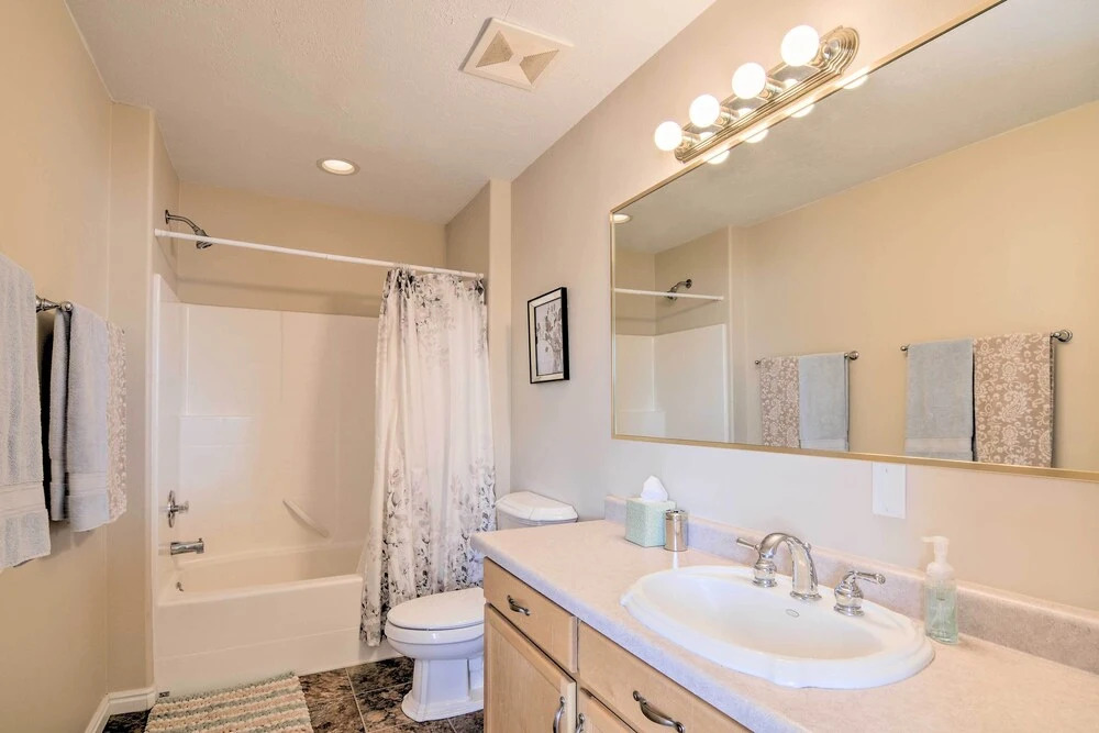 Charming Barn Apt in Boulder! Gateway to Parks!