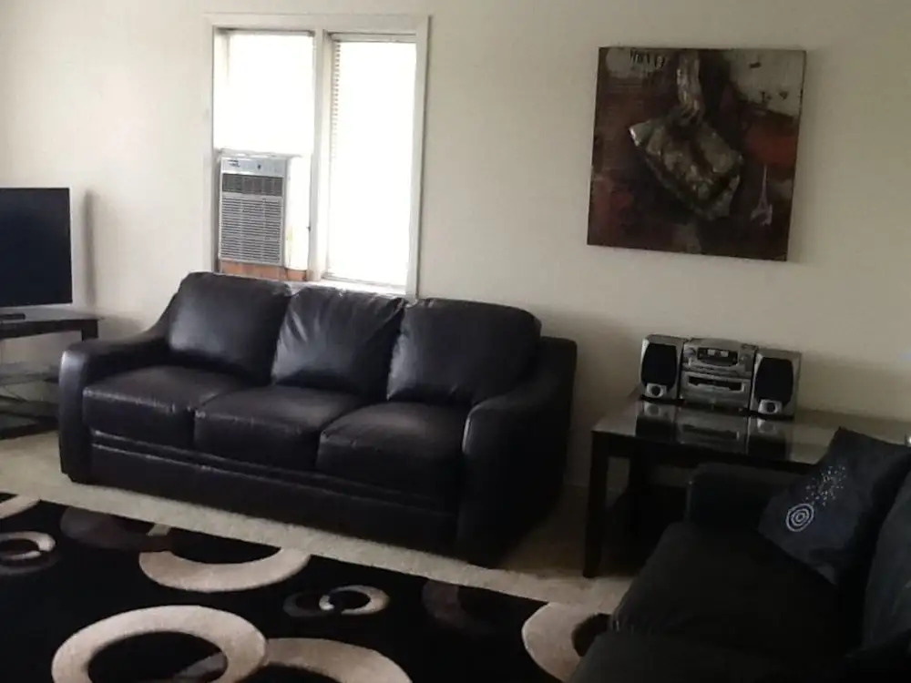 Niagara Falls Cottage Rental - Craig House