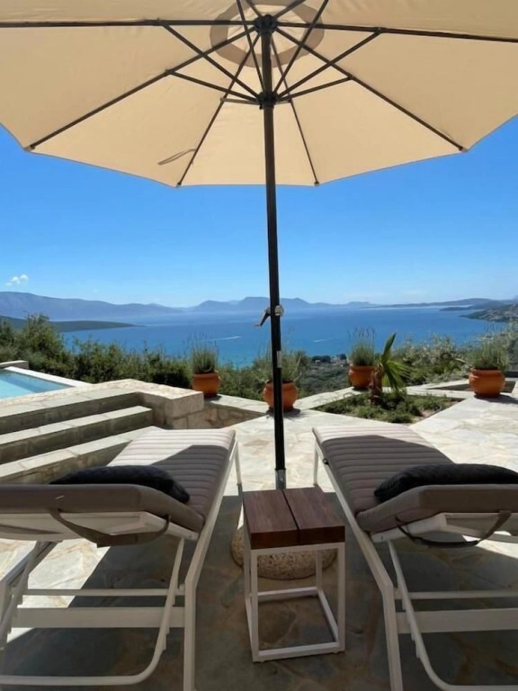 Grey Sea View Estate