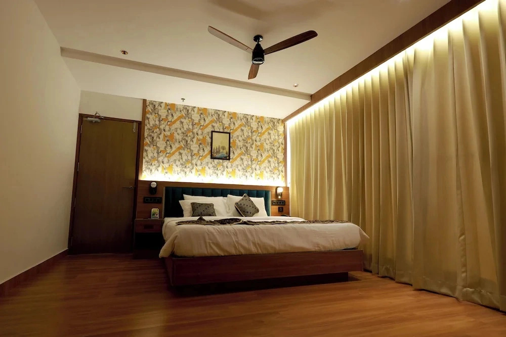 Hotel Sky International