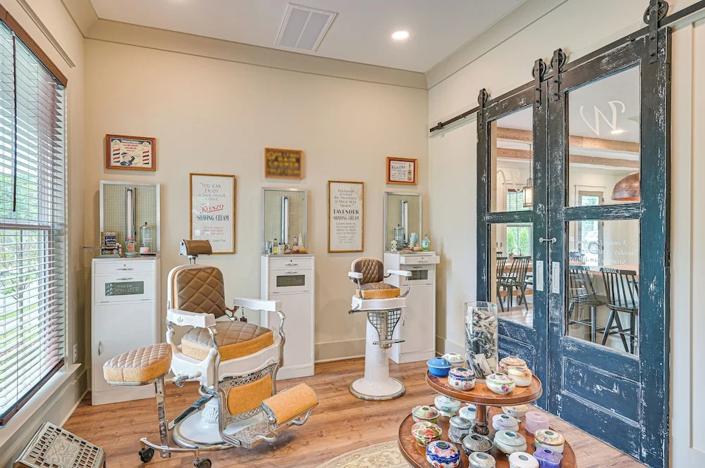 Idyllic Belmont Home < 1 Mi to Historic District!