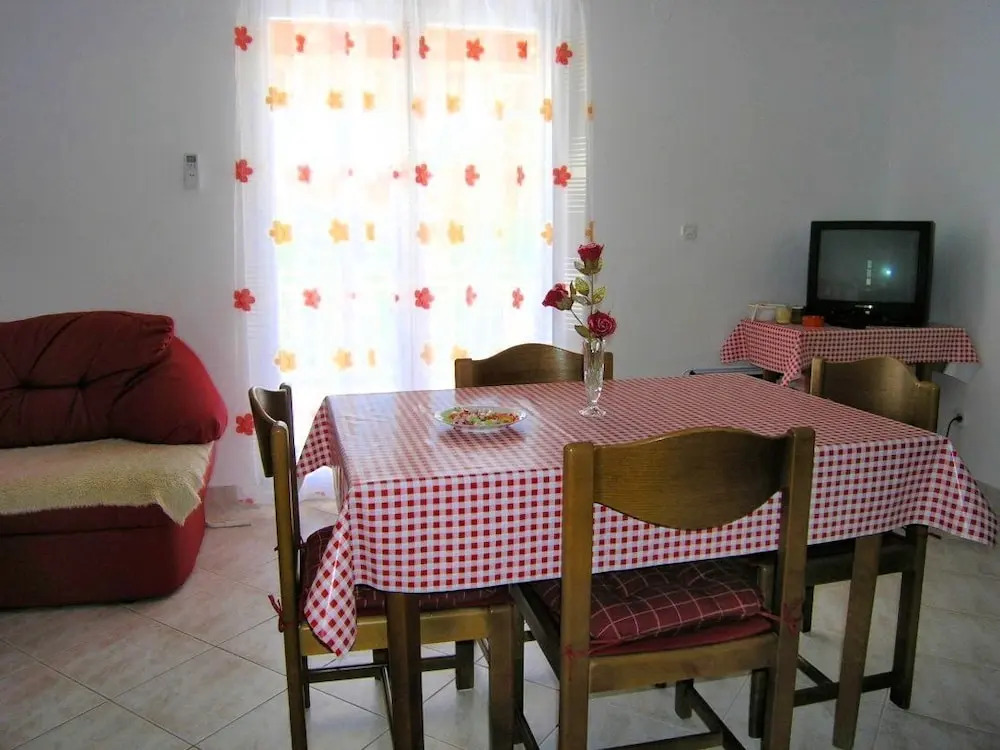 Apartments Bakran