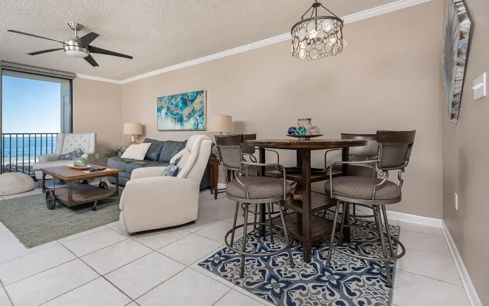 Phoenix Vi 6410 2 Bedroom Condo