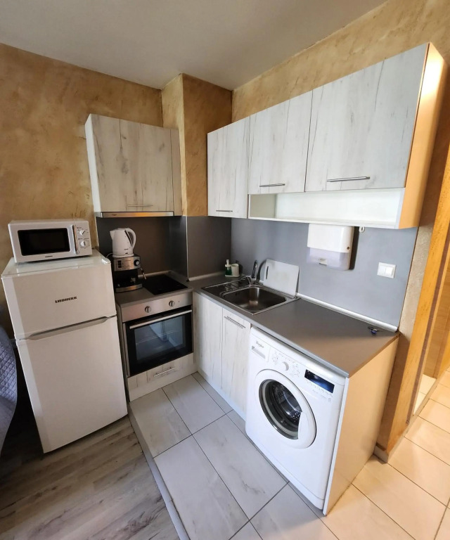 Colonel apartment 953