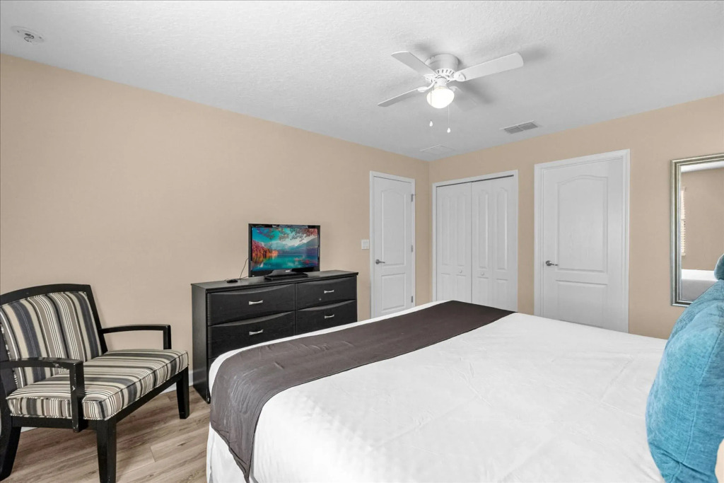 Upstay - 23-guest Mansion w Pool Game Room and BBQ