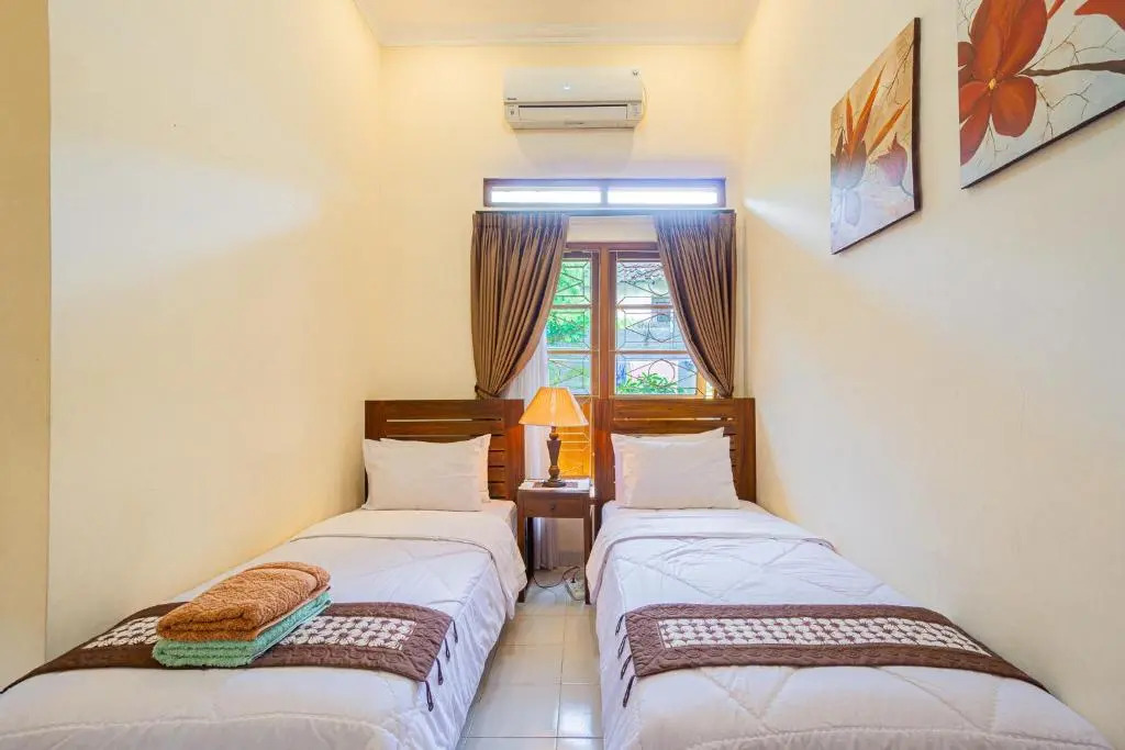 Ndalem Panembahan 12 Guest House