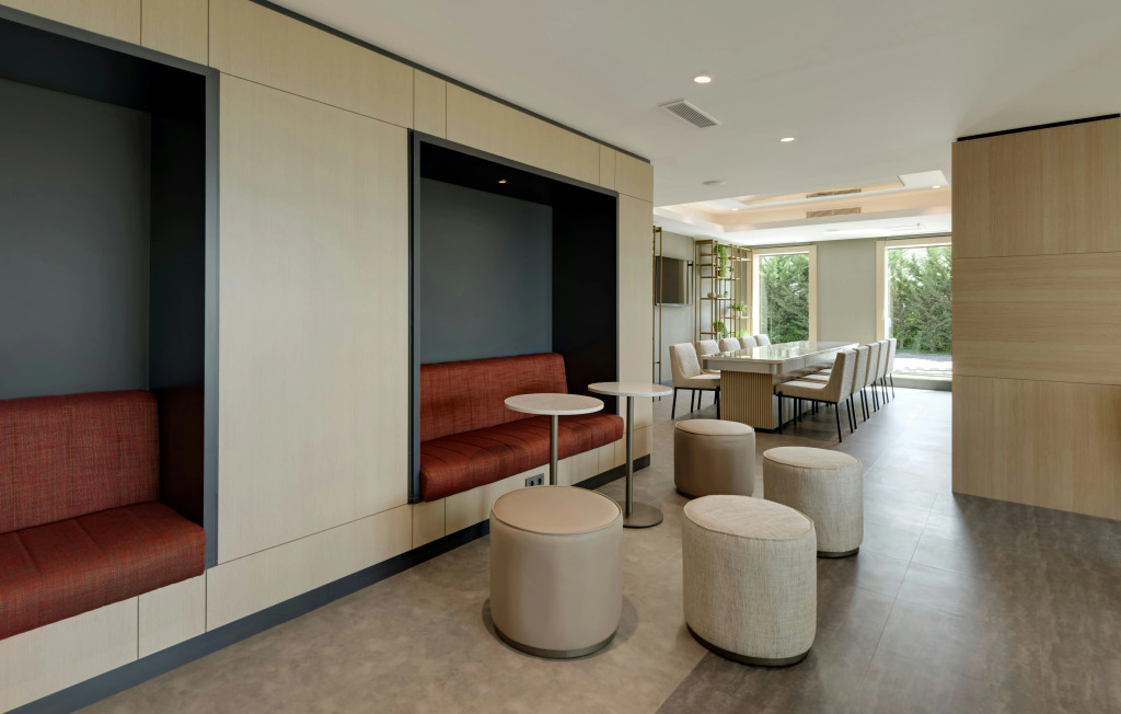 Doubletree by Hilton Van