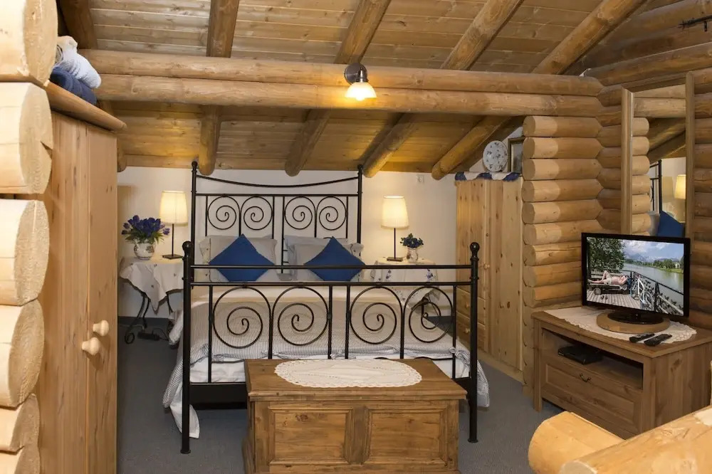 Cabin in Seefeld Near Ski Slopes & Mountains