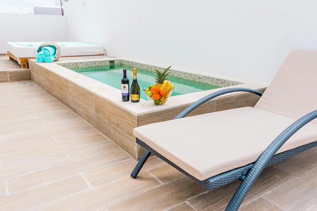 Private Picuzzi in New Penthouse Los Corales, 403