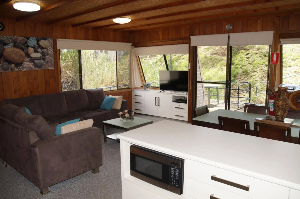 Renmark River Villas and Boats & Bedzzz