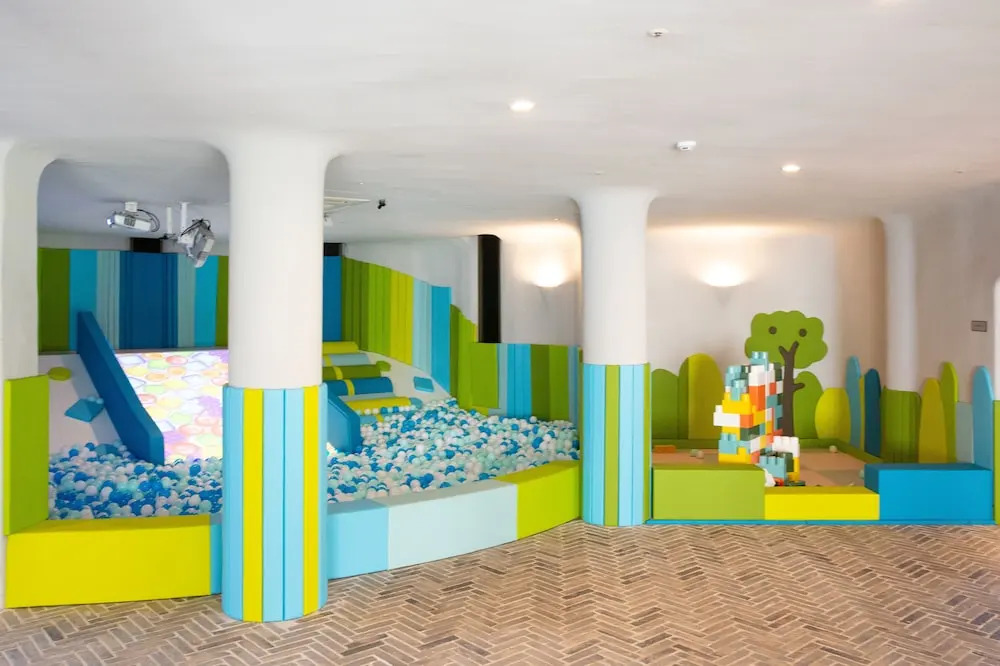 Ecoland Hotel