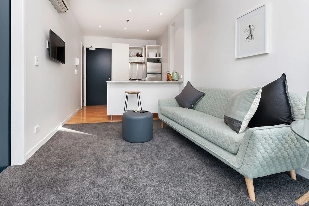 Charming 1 Bdrm in Prime Viaduct Location - by Urban Butler