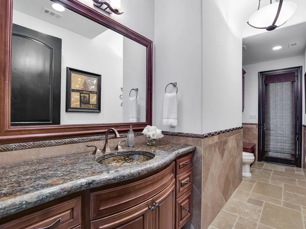 The Arrive Santa Barbara Lake Austin 5 Bedroom Estate