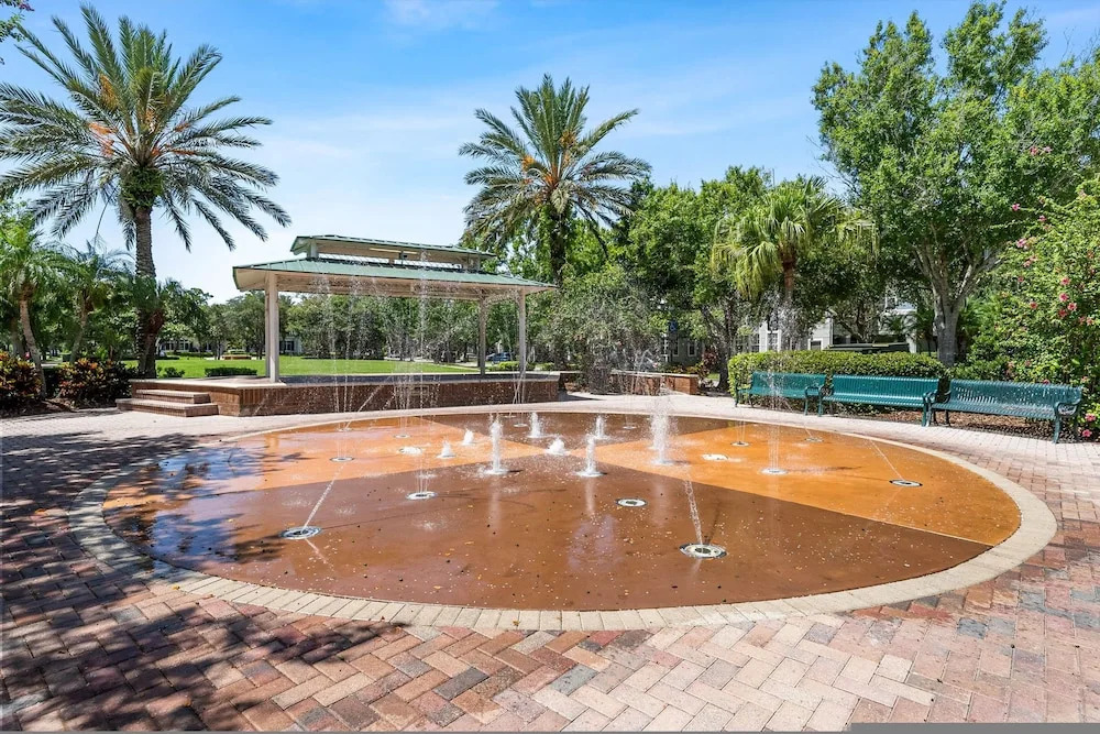 Stylish 2BR 2BA w Pool Gym Near Airport 3