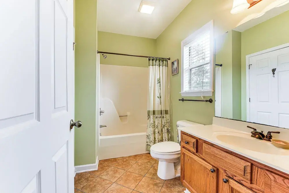 Golfer's Oasis 1 Mi to Ocean: River Creek II Condo
