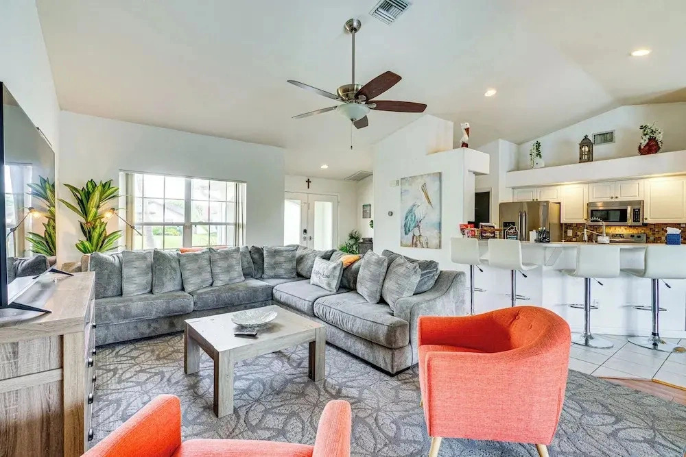 Poolside Lounge & Game Area: Cape Coral Retreat