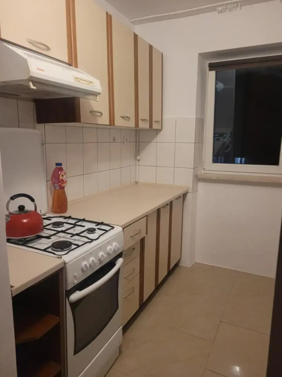 1 pokoj z 2 , kuchnia , lazienka