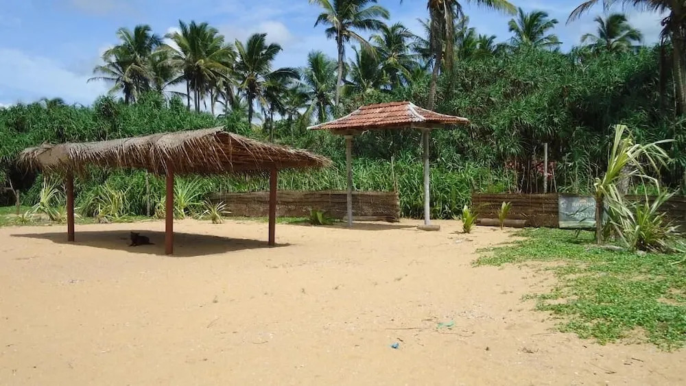 Ravana - Beach CABANAS