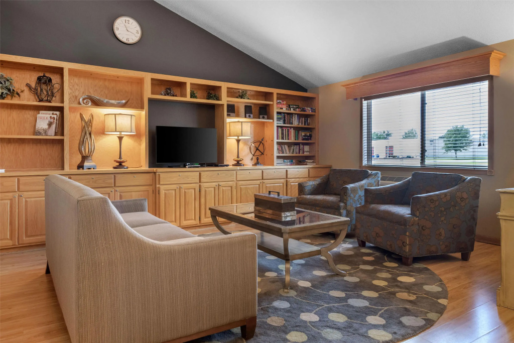 SureStay Plus Hotel by Best Western Litchfield