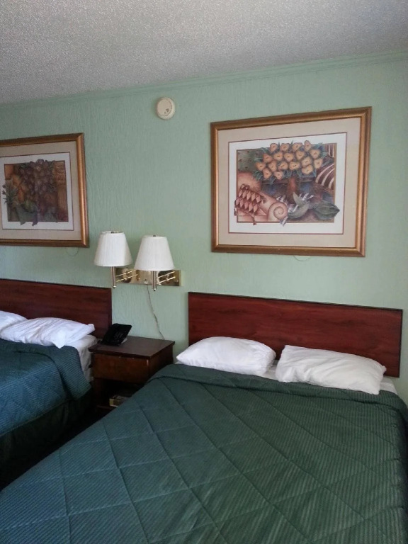 Sunfun Sunrise Motel