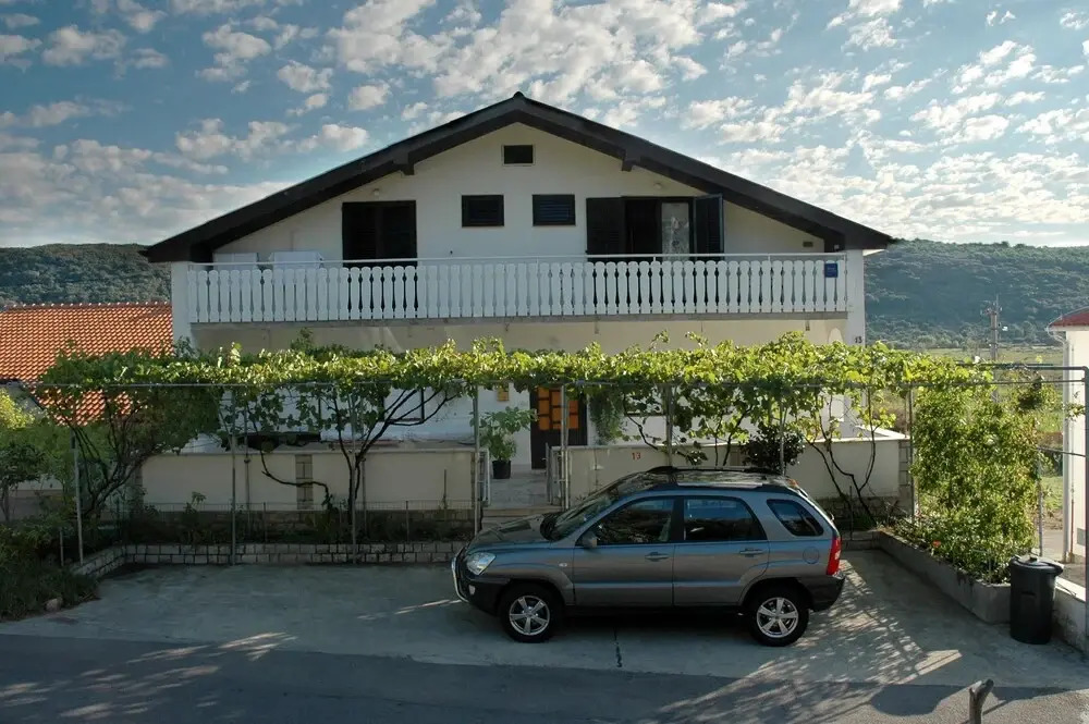 Ruža - Peaceful Area & Parking - SA3