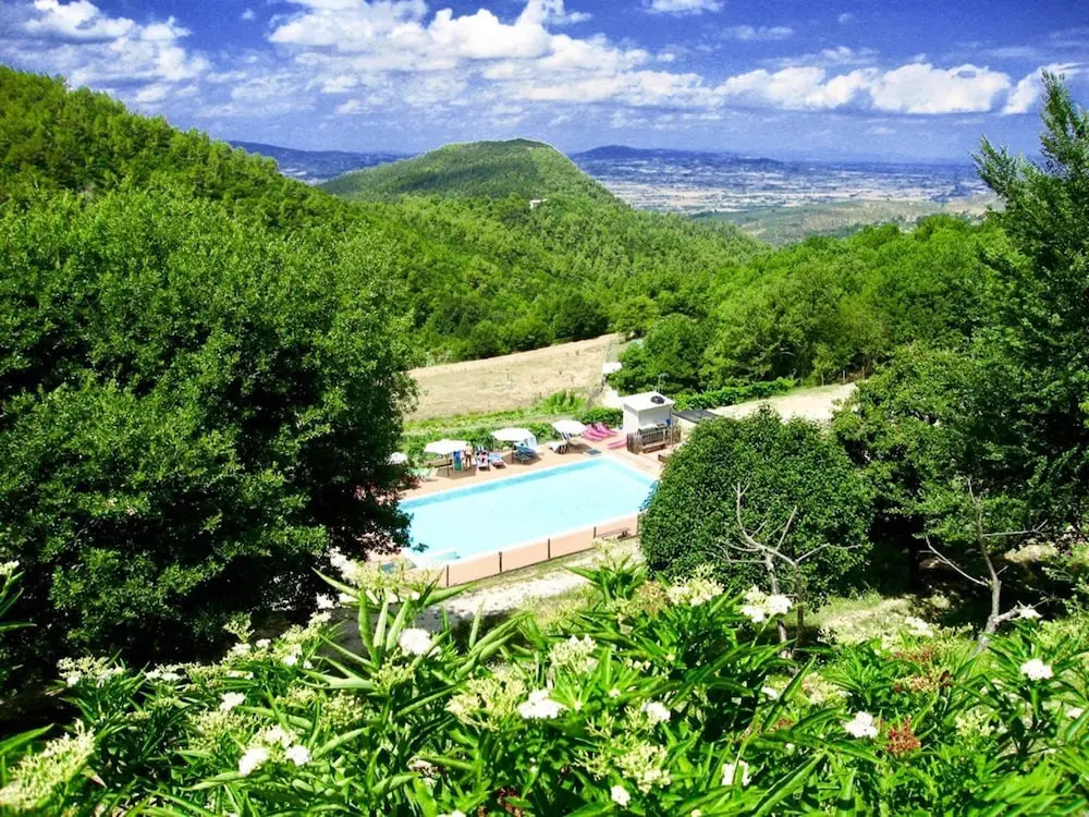Villa Mariannasleeps 25spoleto 7 Milesrome 1 Hr
