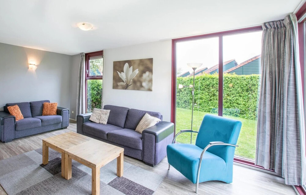 Nice Home in Heinkenzand With Wifi and 3 Bedrooms