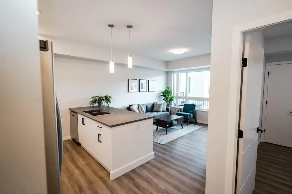 Gorgeous Modern Downtown Condo