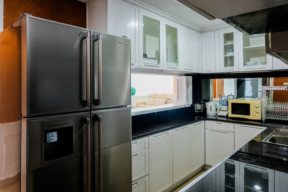 Spacious 2BR Park Royale Apartment