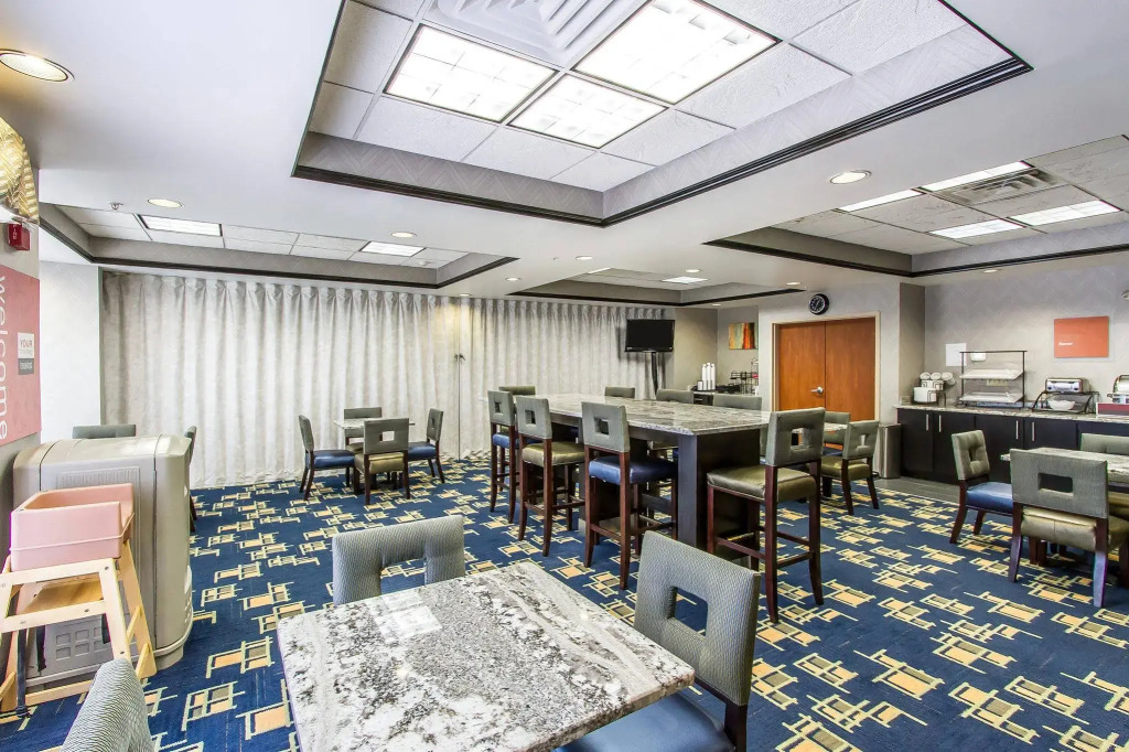 Comfort Inn & Suites Pauls Valley - City Lake