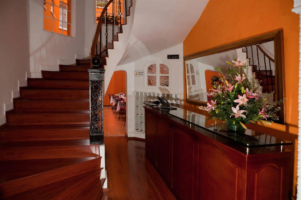 Ambar Hotel