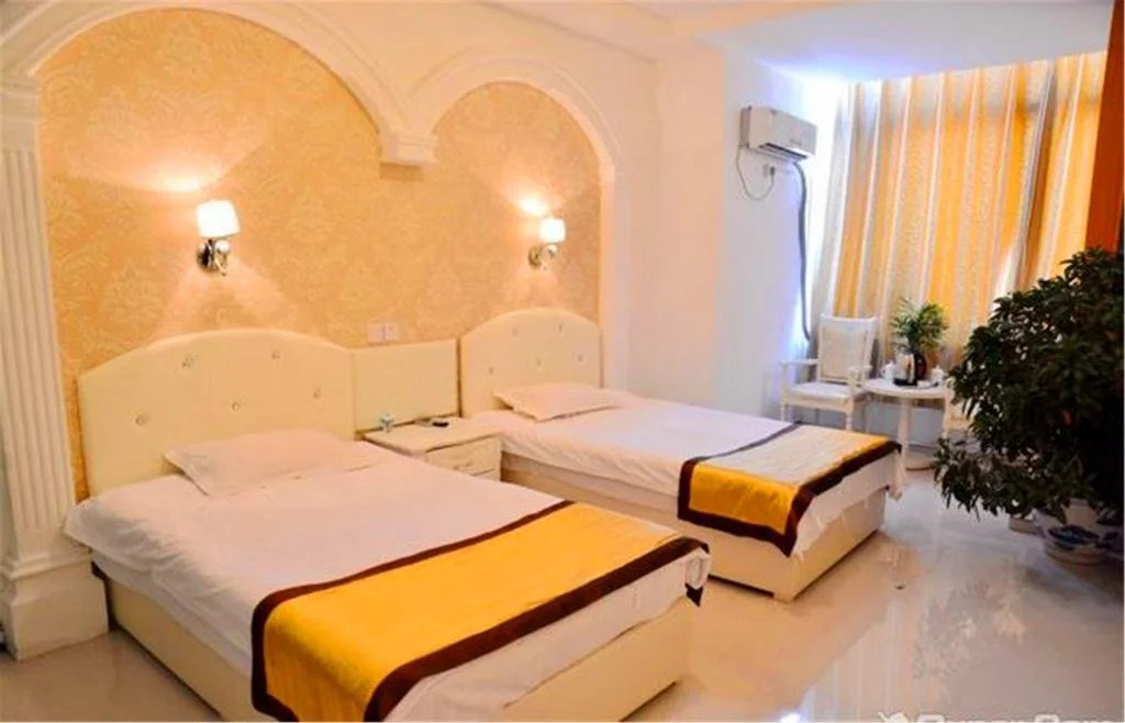 Yuchen Theme Hotel