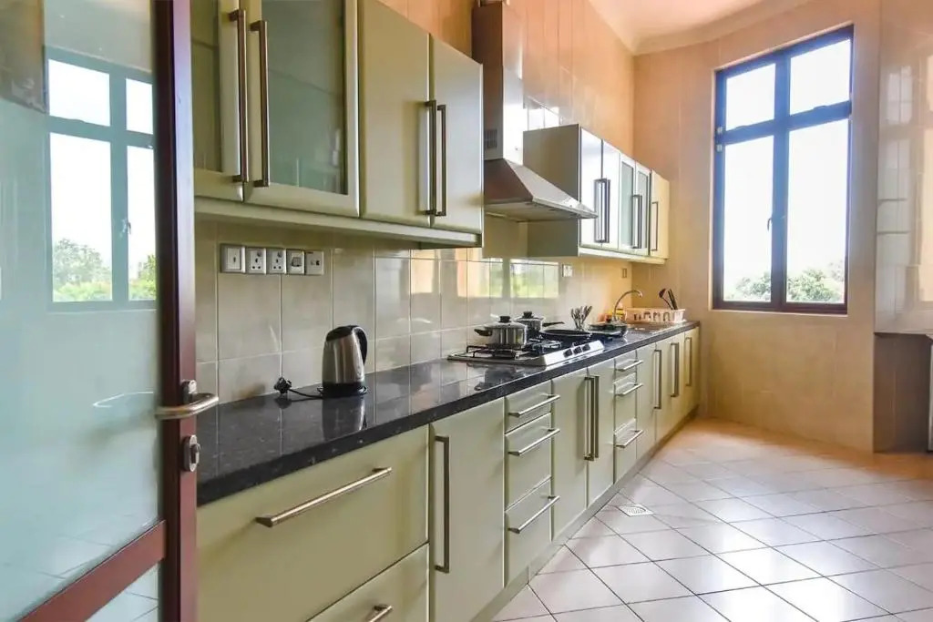 A Spacious & Cozy 5BR Unit in Ampang FREE Parking