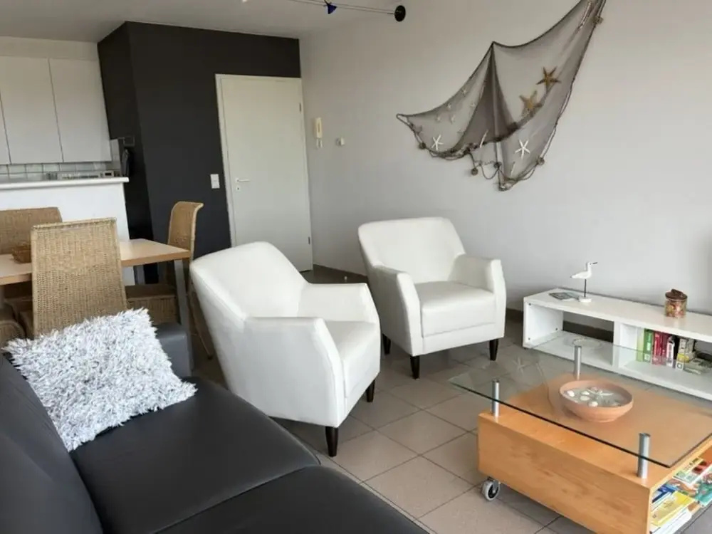 Cosy Apartment With Terrace Near Beach