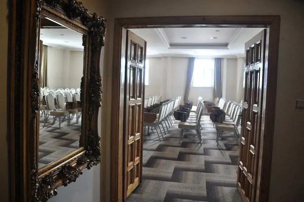 Karabag Hotel