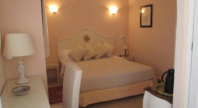 Fowlers Hotel