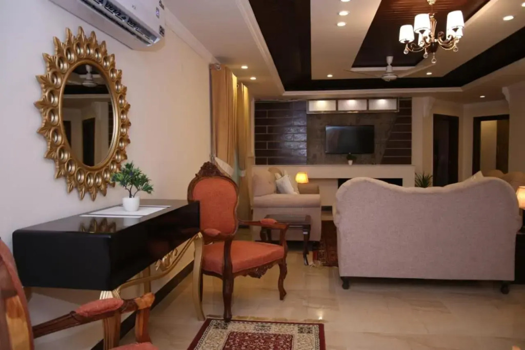 Luxury 3 Bedrooms Apartment