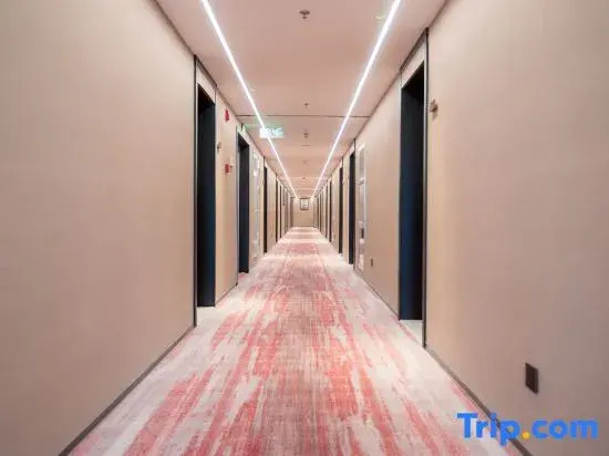 Shankee Coffee Style Hotel (Xinyi High-speed Rail South Station Subei Logistics Center)